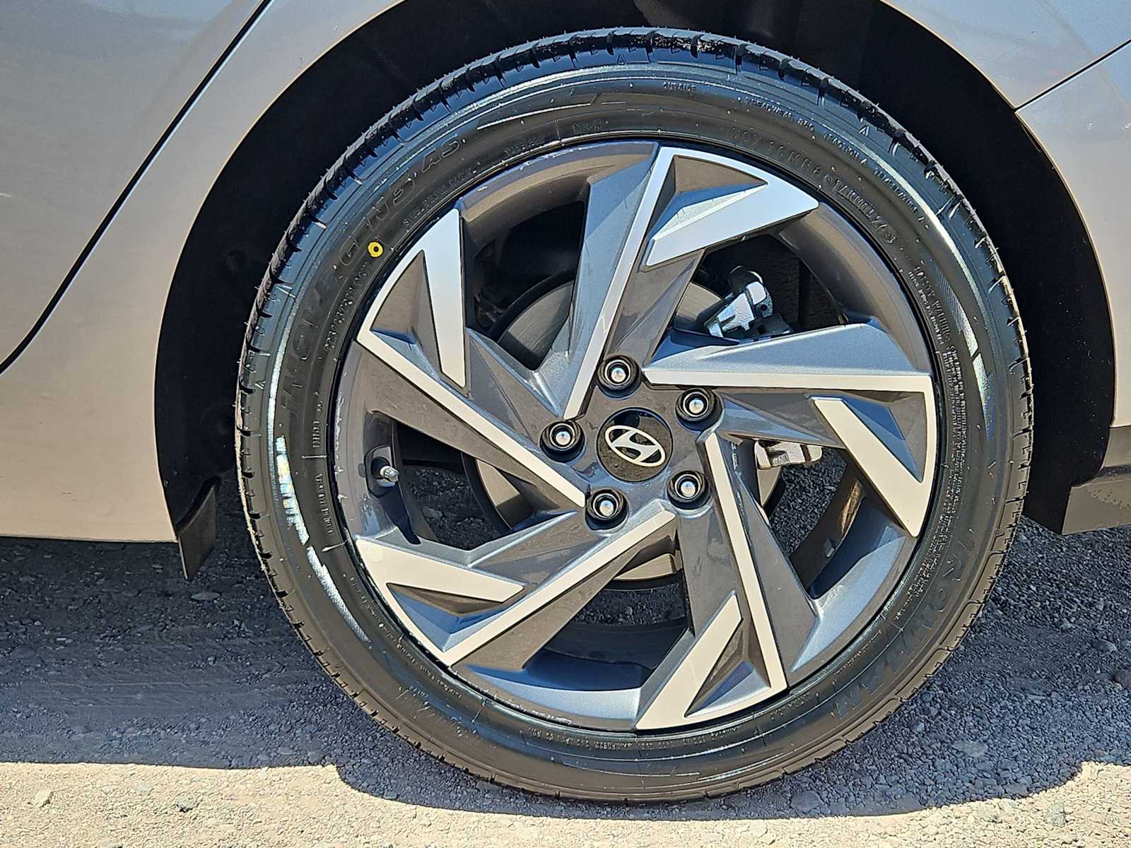 Thumbnail: 2025 Hyundai Elantra - 13