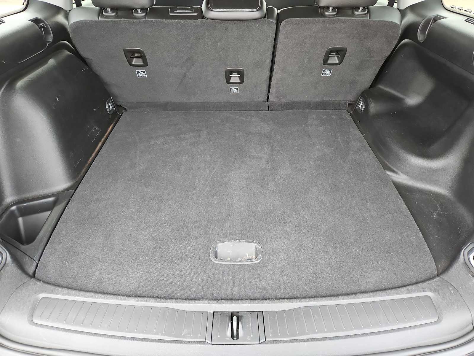 Thumbnail: 2023 Jeep Grand Cherokee - 34