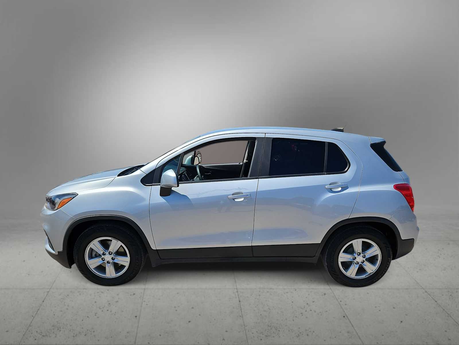 Thumbnail: 2020 Chevrolet Trax - 5