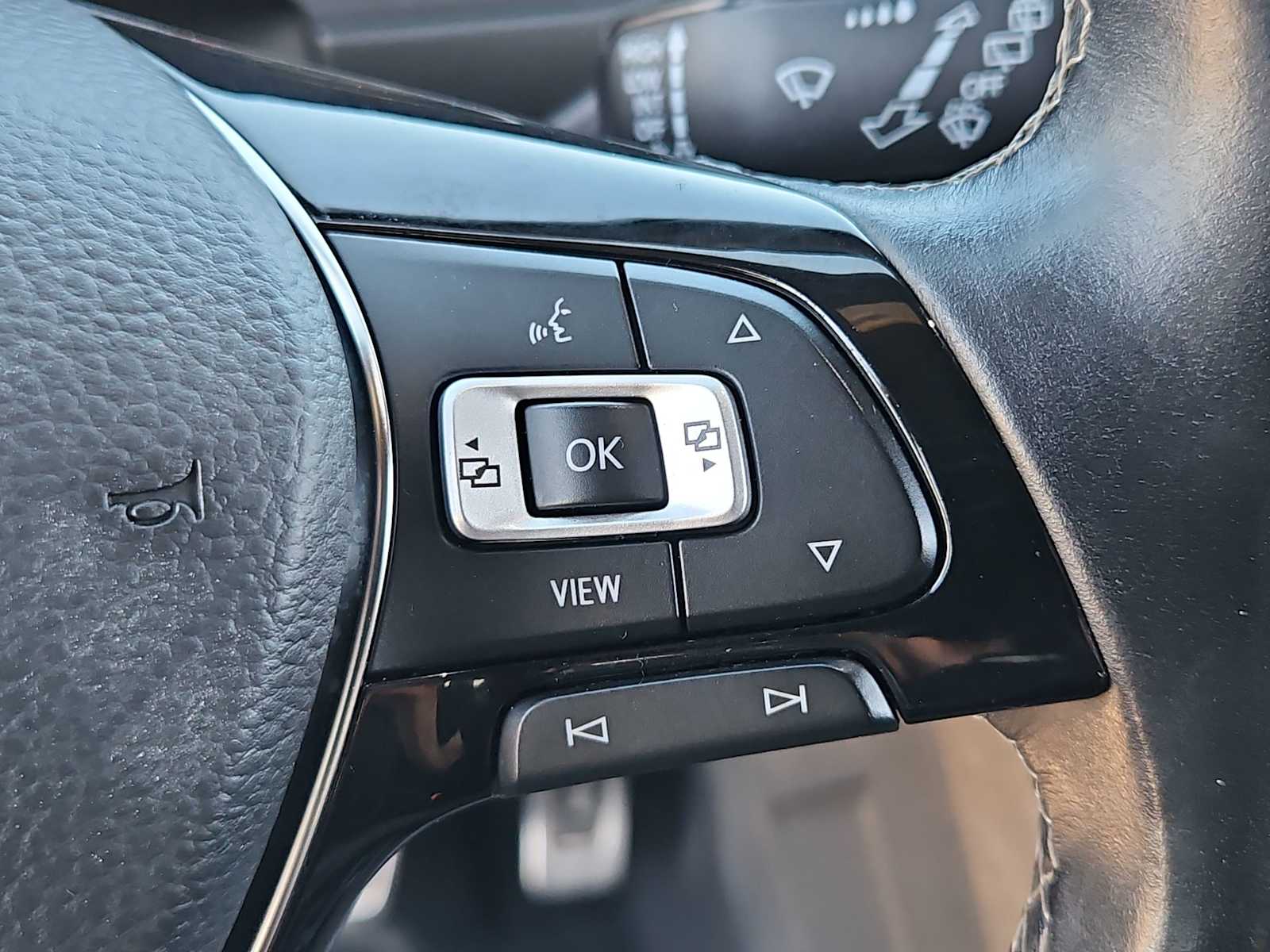 Thumbnail: 2021 Volkswagen Tiguan - 26