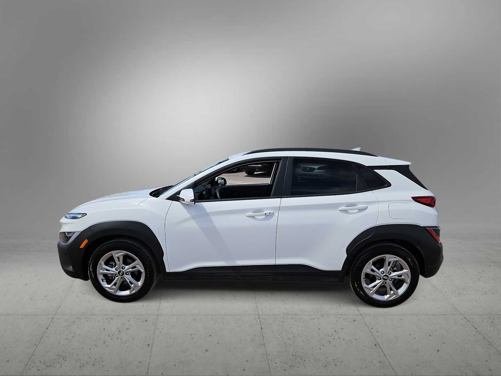 Thumbnail: 2023 Hyundai Kona - 5