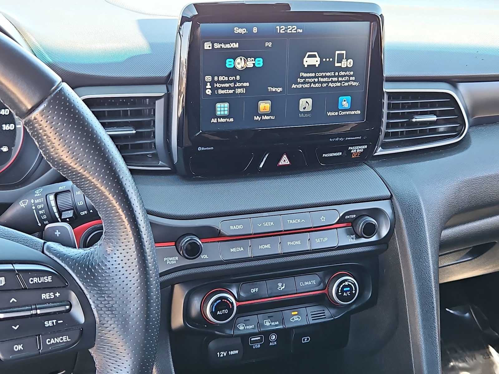 Thumbnail: 2019 Hyundai Veloster - 25