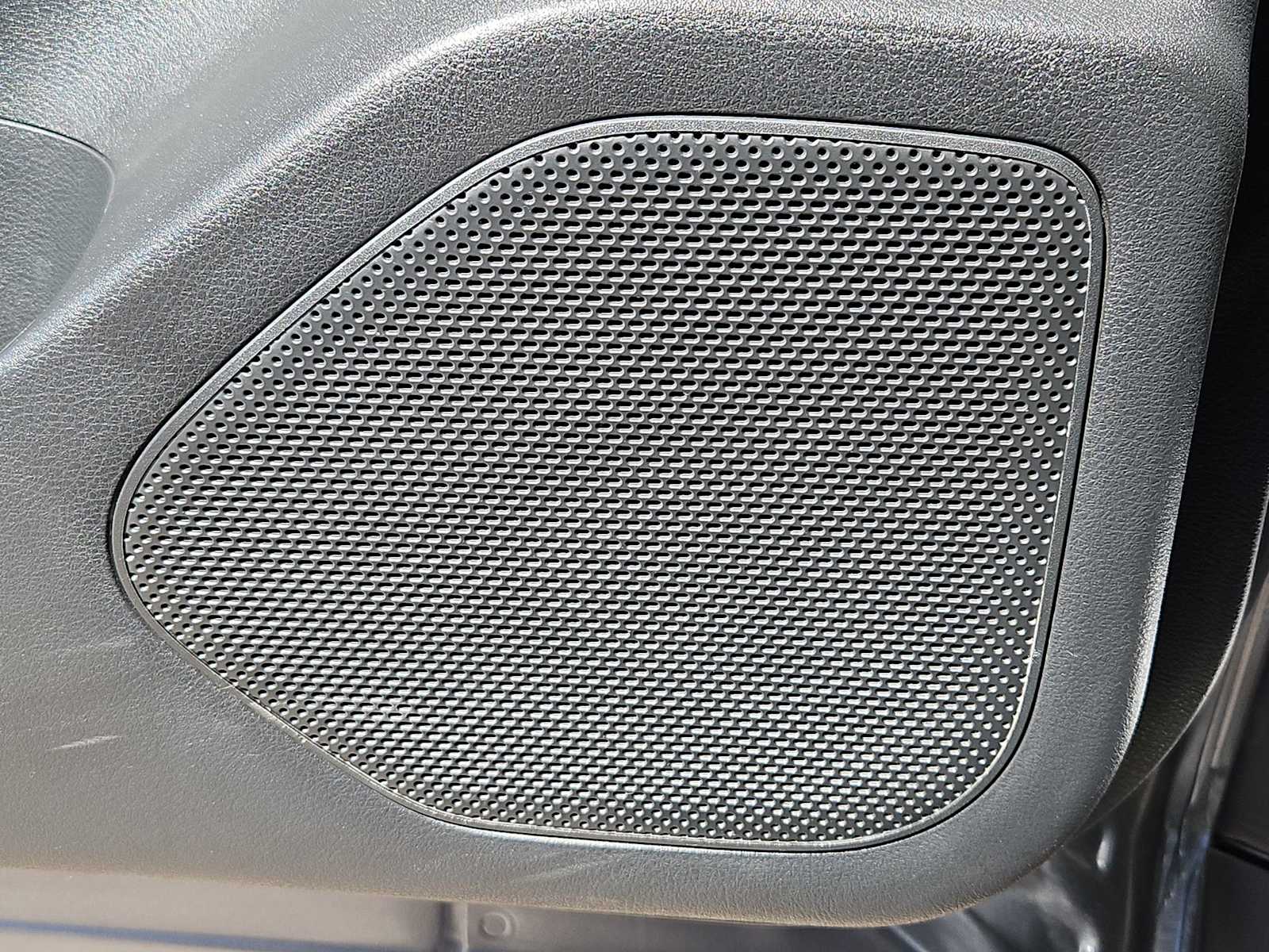 Thumbnail: 2022 Nissan Rogue - 29