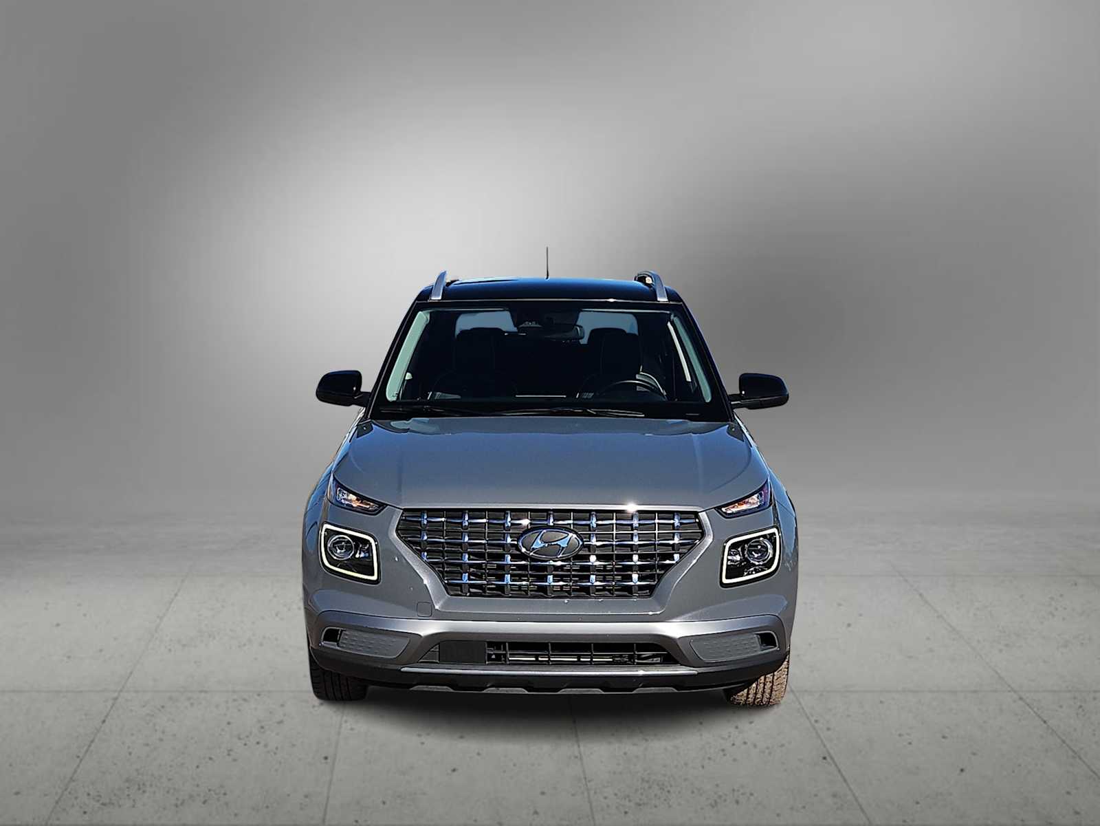 Thumbnail: 2023 Hyundai Venue - 3