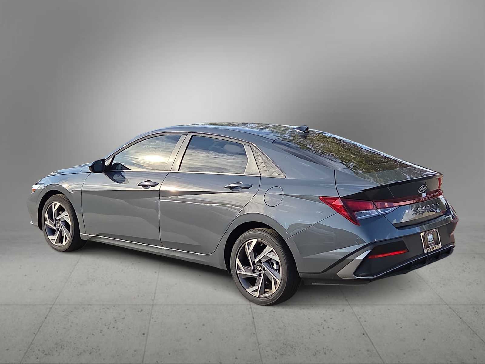 Thumbnail: 2025 Hyundai Elantra - 6
