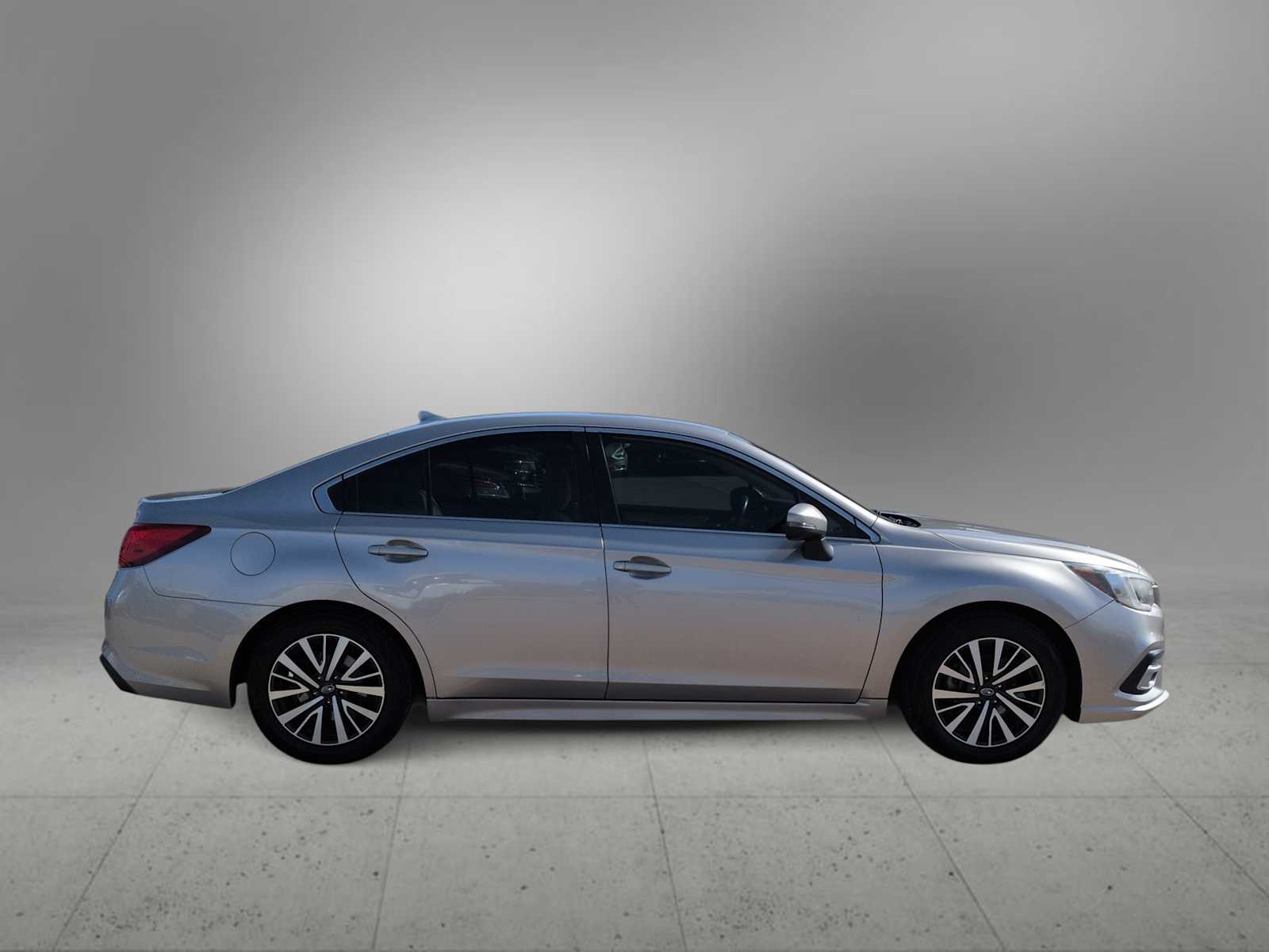 Thumbnail: 2018 Subaru Legacy - 9