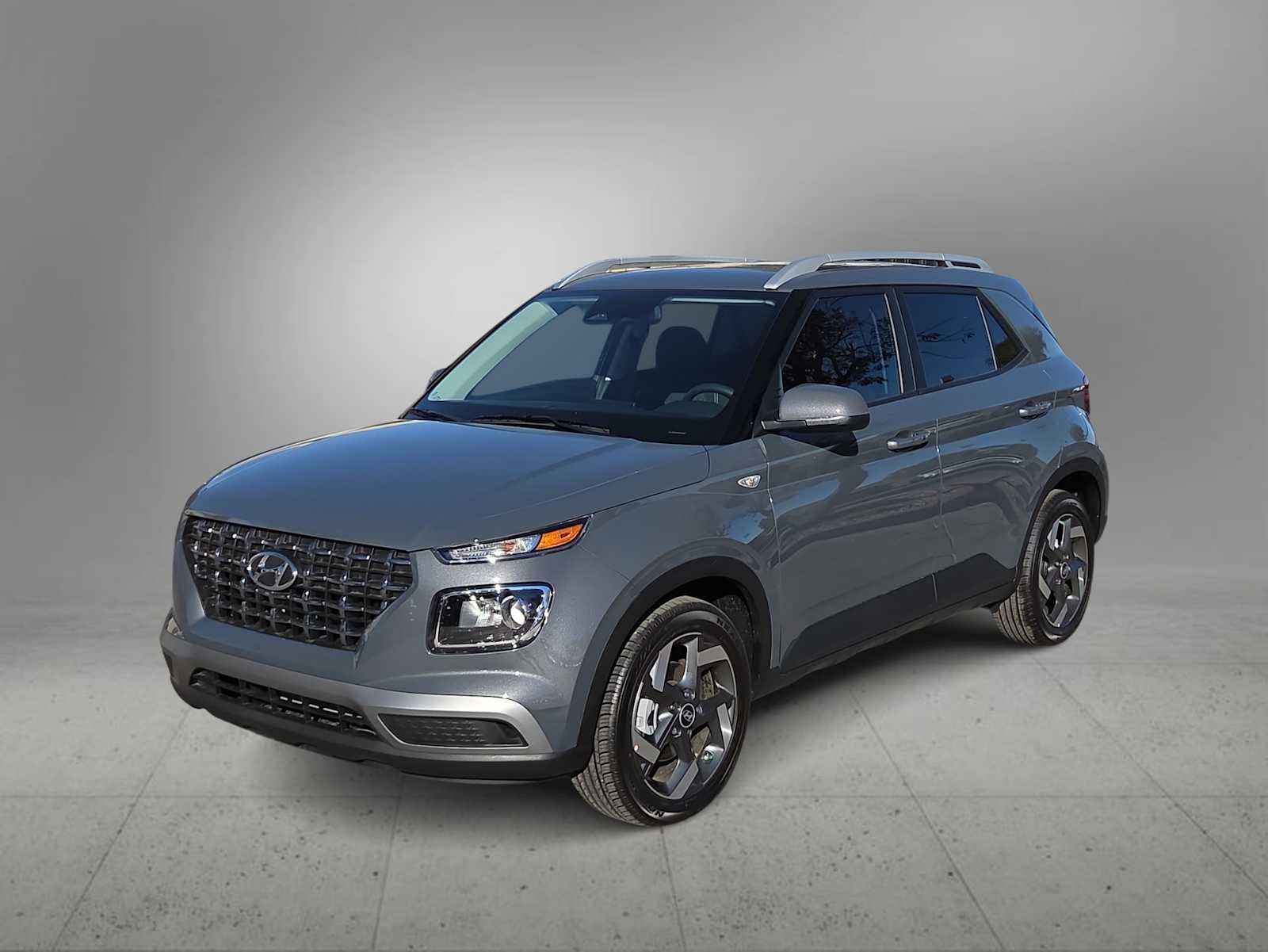 Thumbnail: 2026 Hyundai Venue - 4