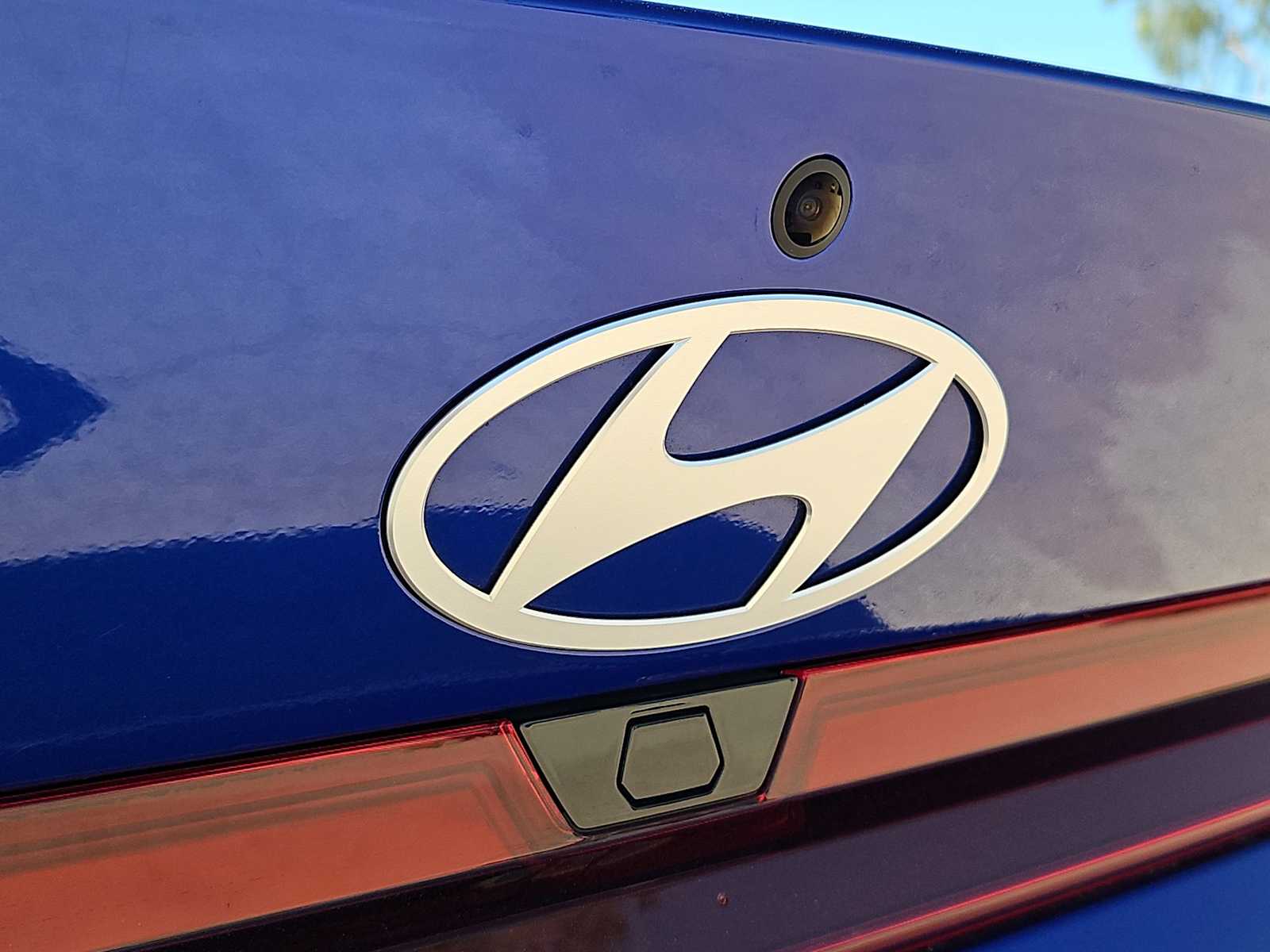 Thumbnail: 2024 Hyundai Elantra - 11