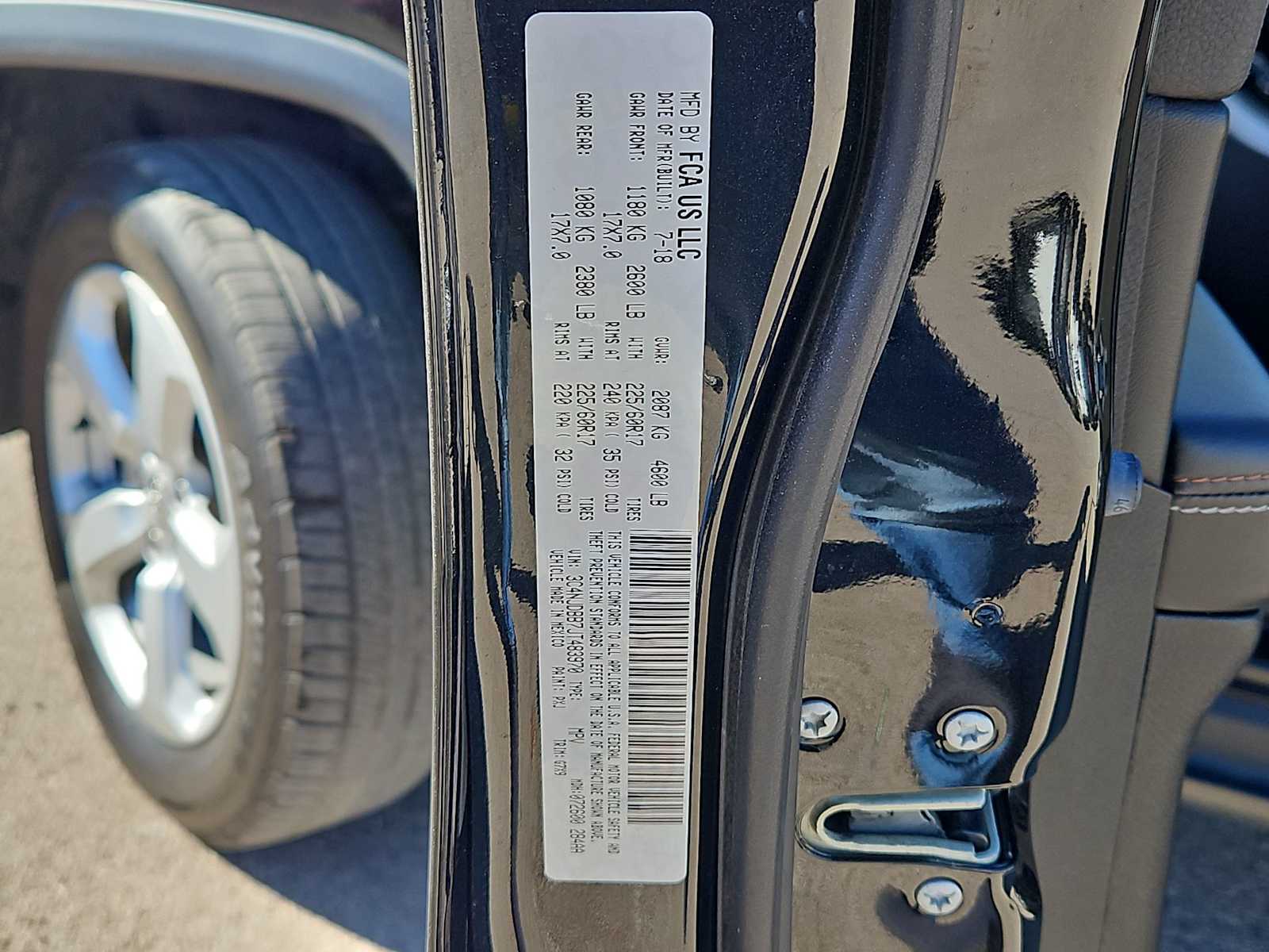 Thumbnail: 2018 Jeep Compass - 36