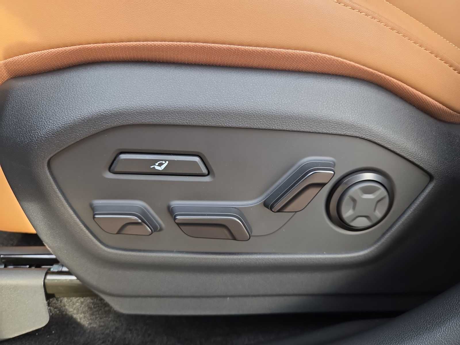 Thumbnail: 2026 Hyundai Santa Fe - 17