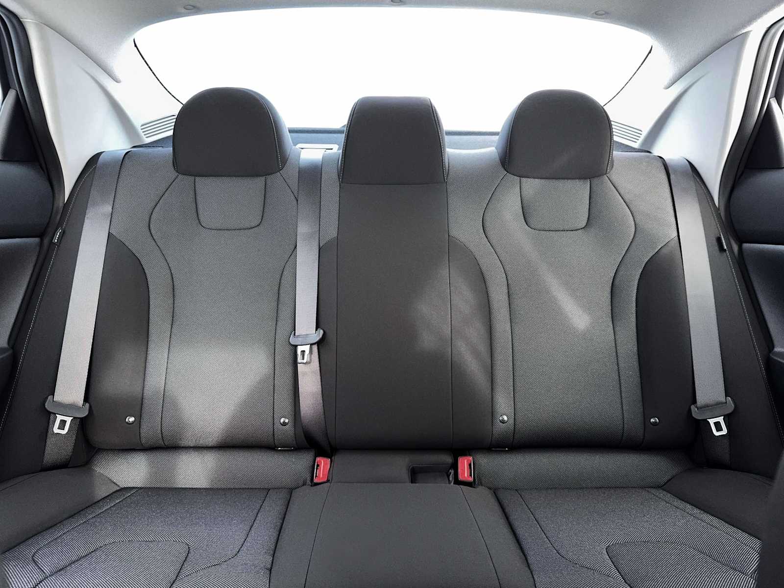 Thumbnail: 2026 Hyundai Elantra - 16