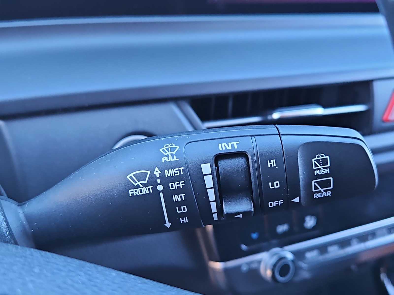 Thumbnail: 2024 Kia Seltos - 25