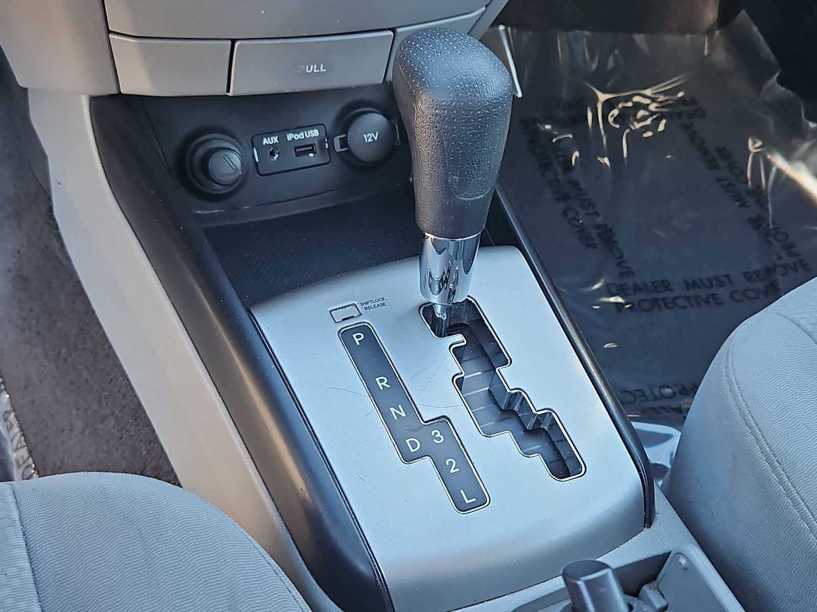 Thumbnail: 2010 Hyundai Elantra - 29