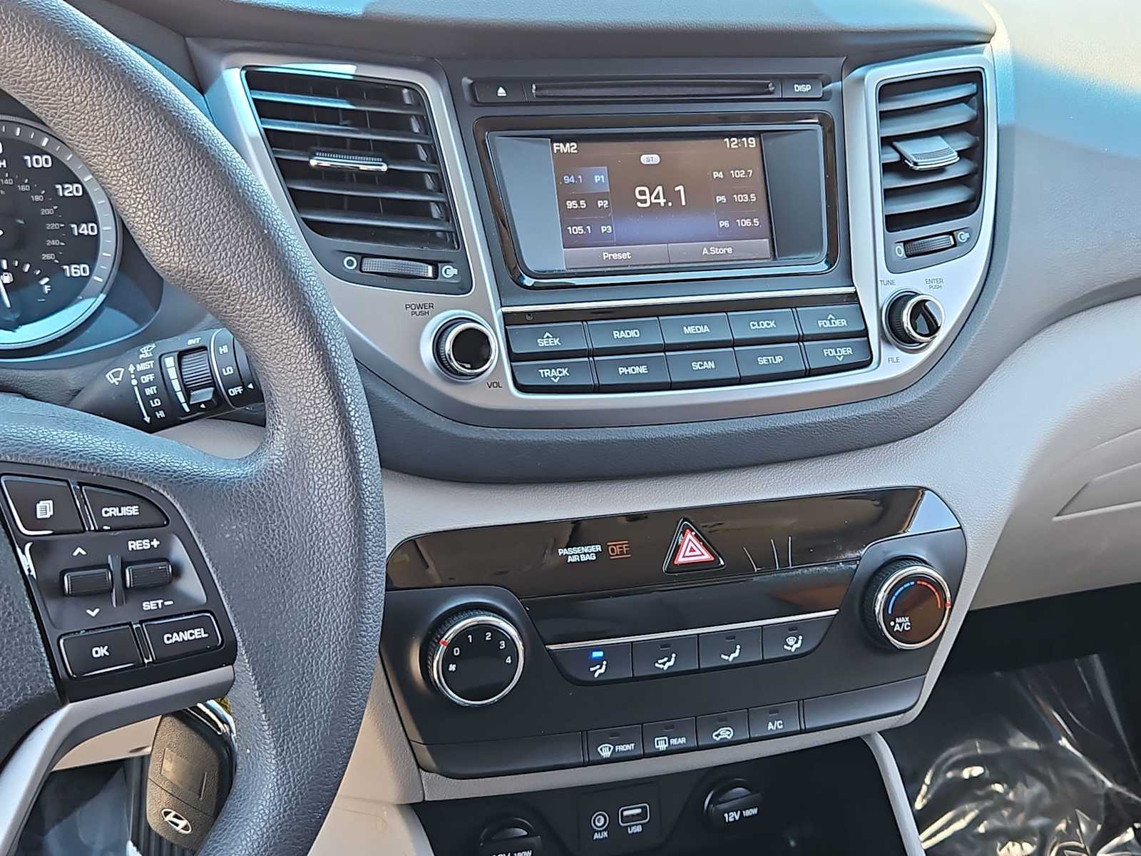 Thumbnail: 2018 Hyundai Tucson - 27