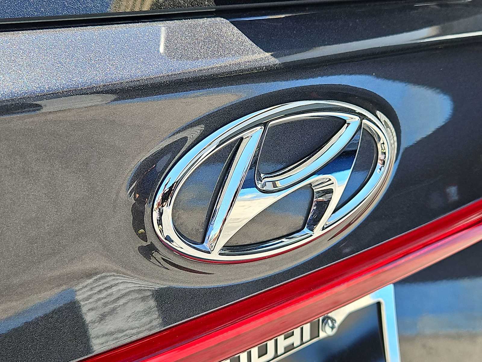 Thumbnail: 2023 Hyundai Santa Fe - 10