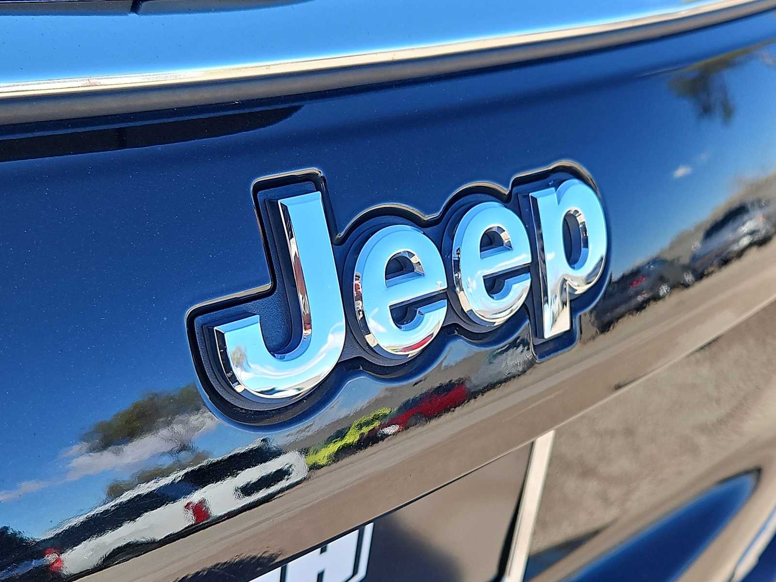 Thumbnail: 2018 Jeep Compass - 12