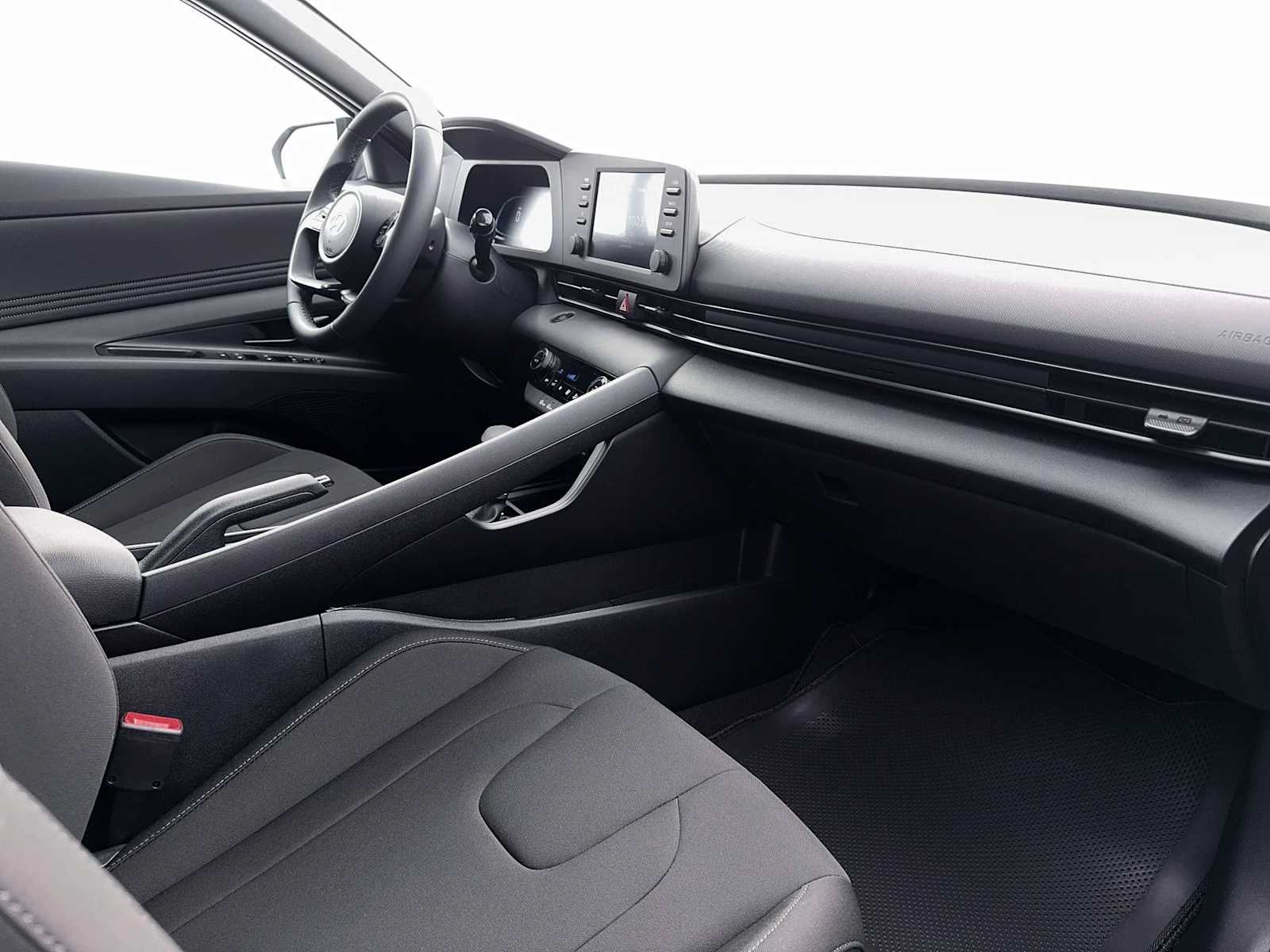 Thumbnail: 2026 Hyundai Elantra - 15