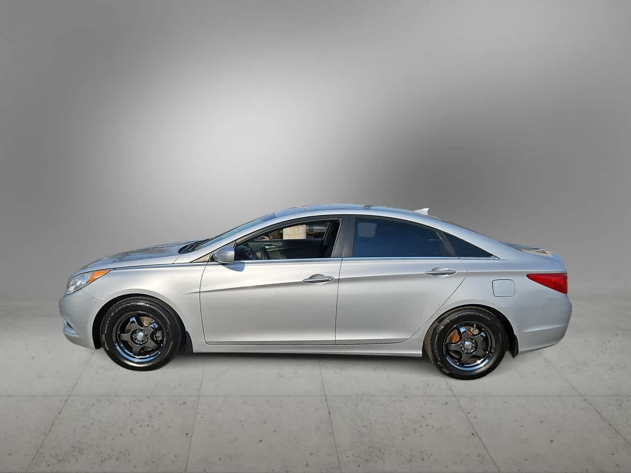 Thumbnail: 2013 Hyundai Sonata - 4