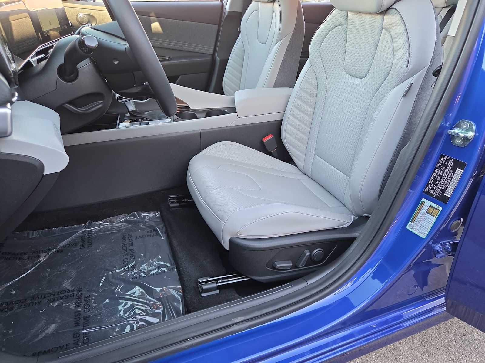 Thumbnail: 2025 Hyundai Elantra - 16