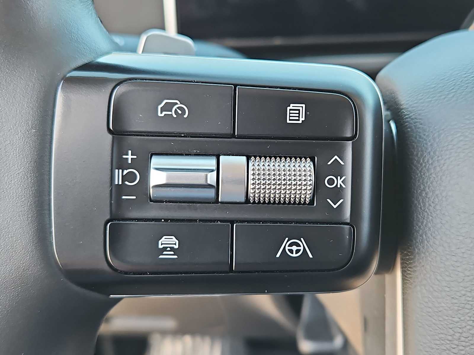 Thumbnail: 2025 Hyundai Santa Fe - 23