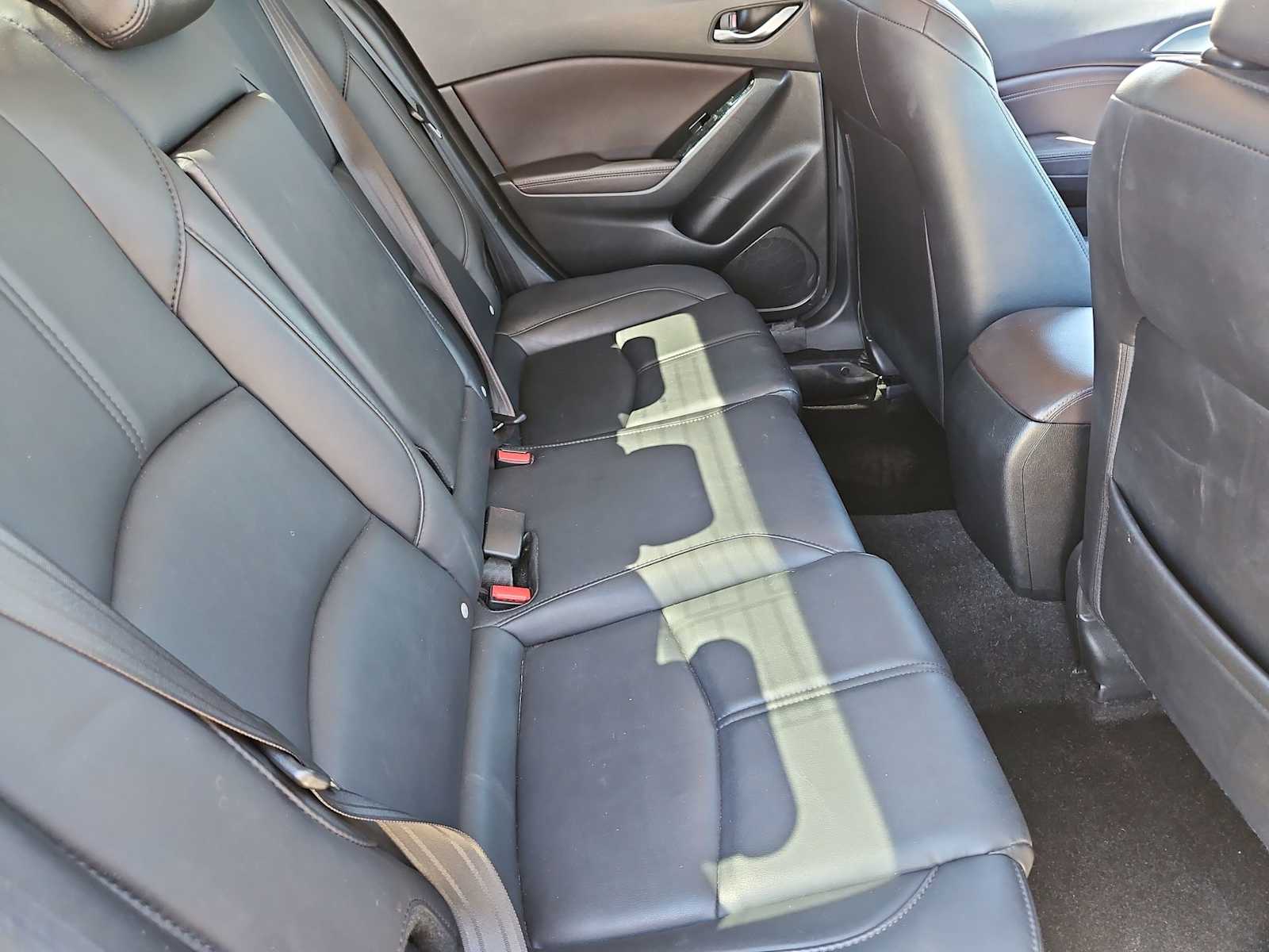 Thumbnail: 2018 Mazda Mazda3 - 20