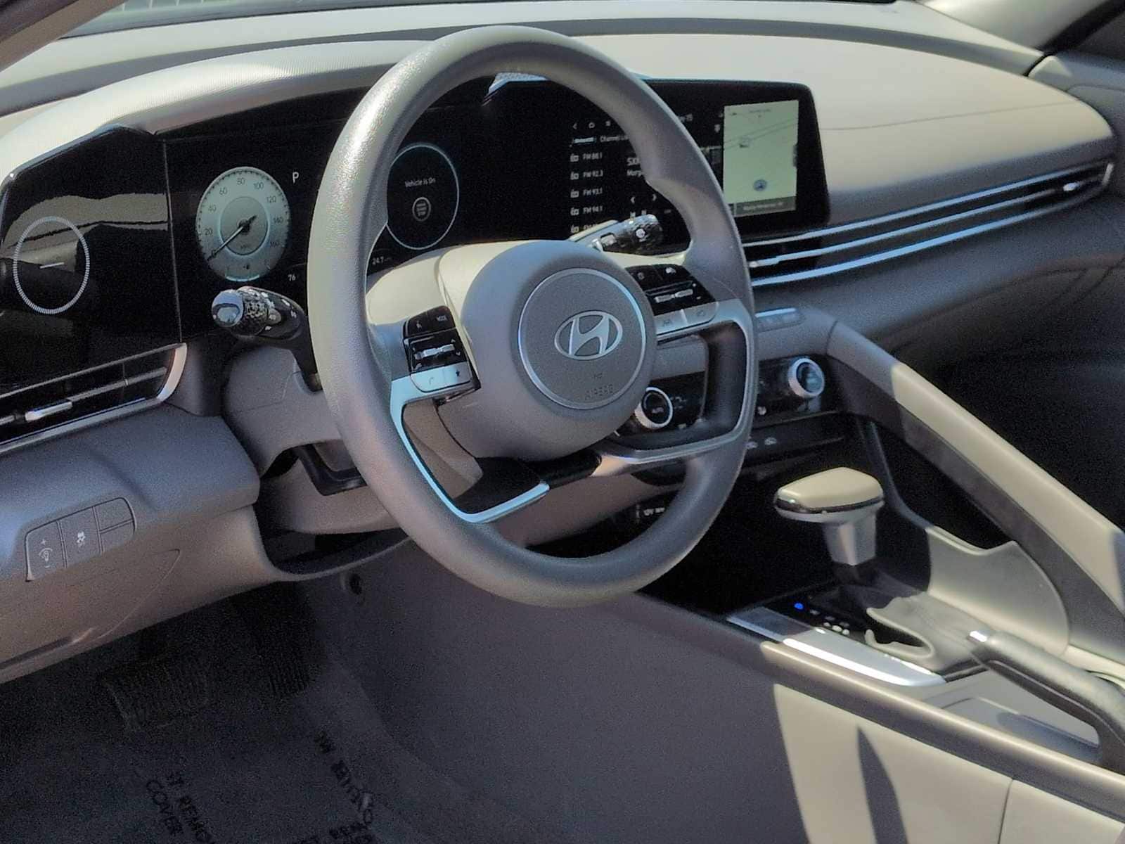 Thumbnail: 2024 Hyundai Elantra - 10