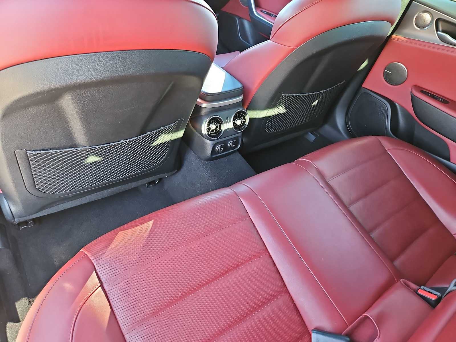 Thumbnail: 2019 Kia Stinger - 18