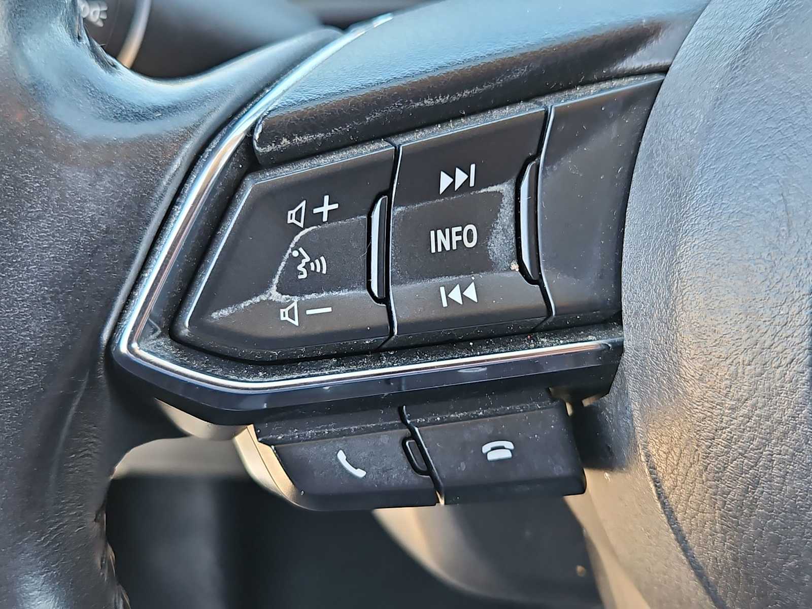 Thumbnail: 2018 Mazda Mazda3 - 23