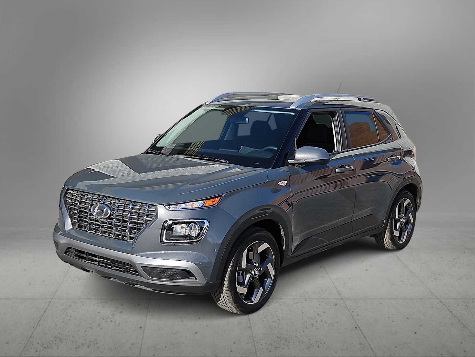 Thumbnail: 2025 Hyundai Venue - 4