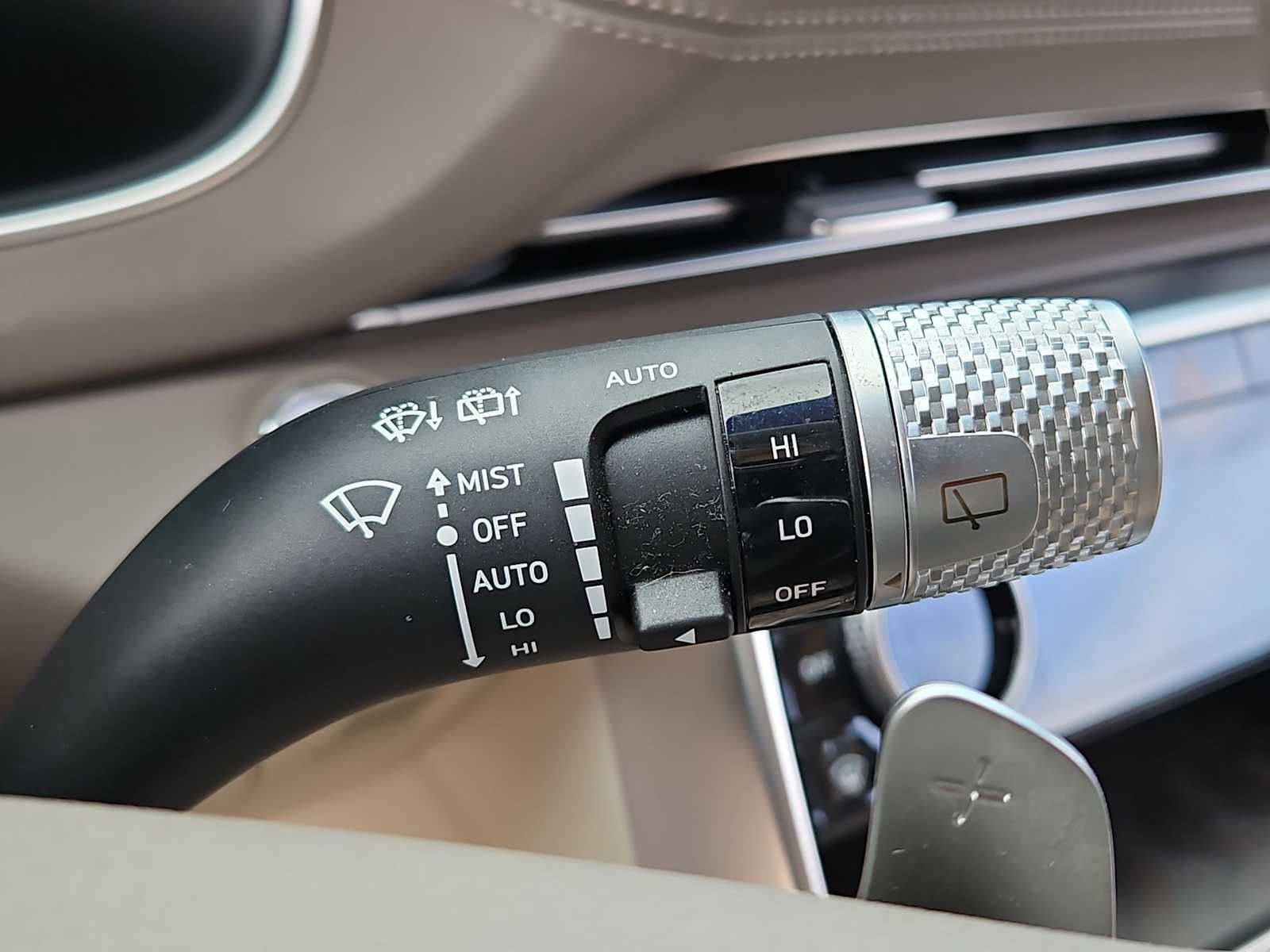 Thumbnail: 2022 Genesis GV80 - 26