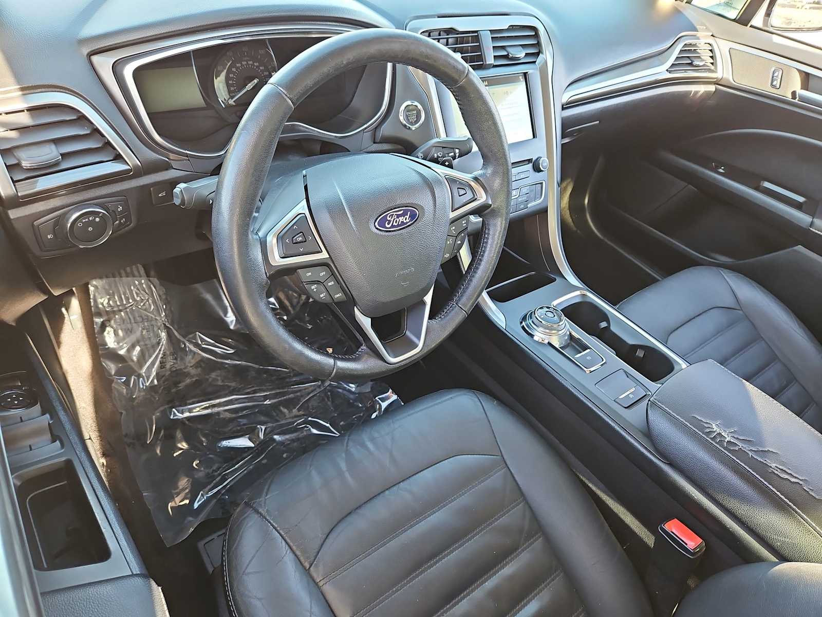 Thumbnail: 2017 Ford Fusion - 10