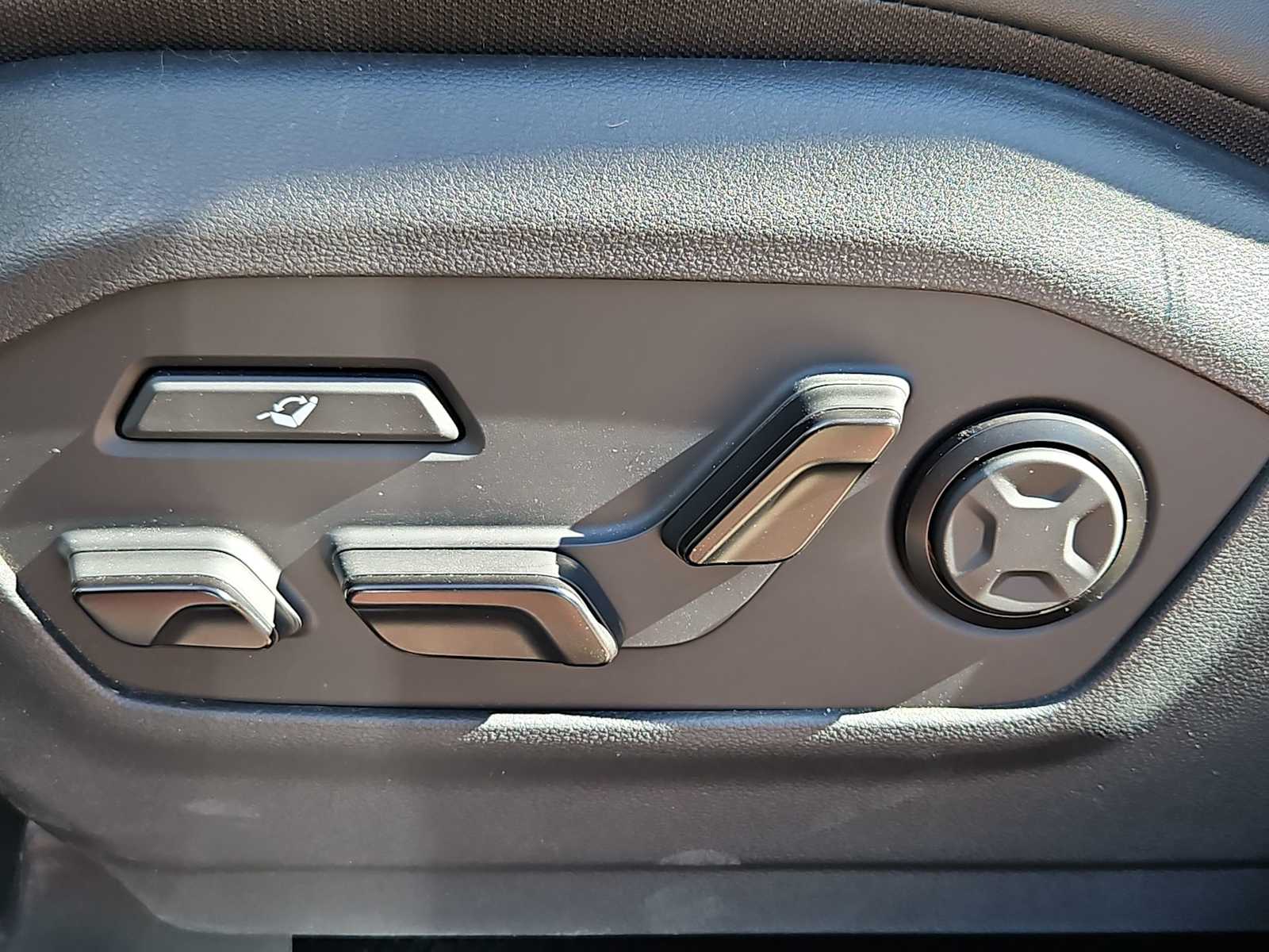 Thumbnail: 2025 Hyundai Santa Fe - 17