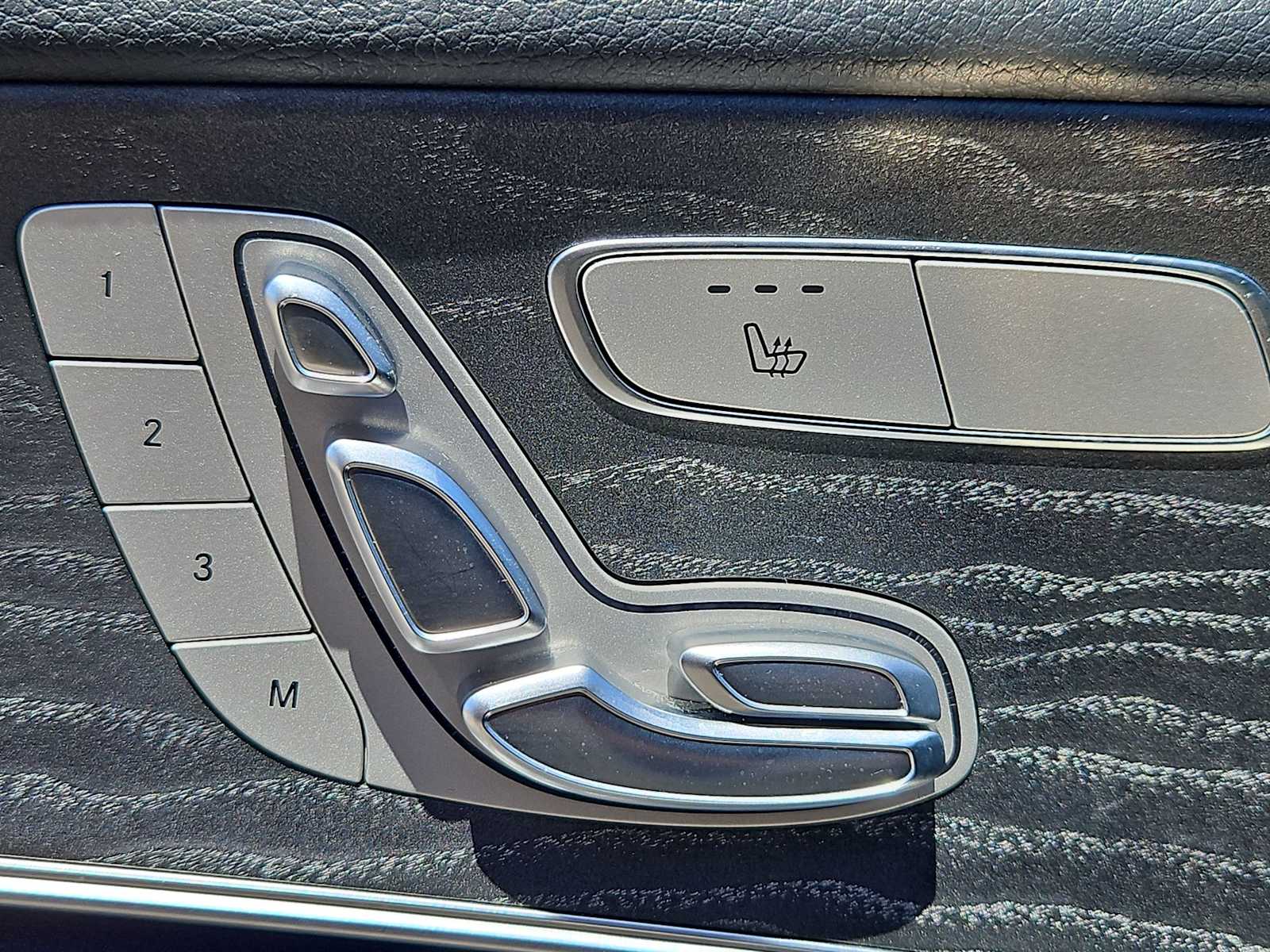 Thumbnail: 2021 Mercedes-Benz E-Class - 17