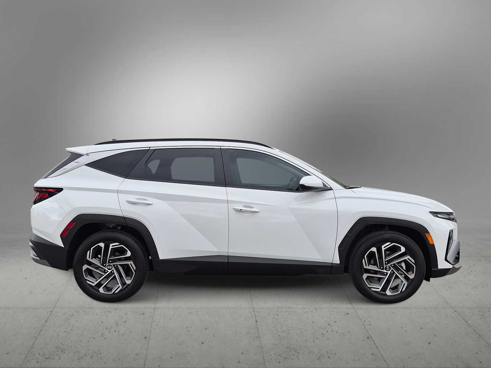 Thumbnail: 2026 Hyundai Tucson - 8