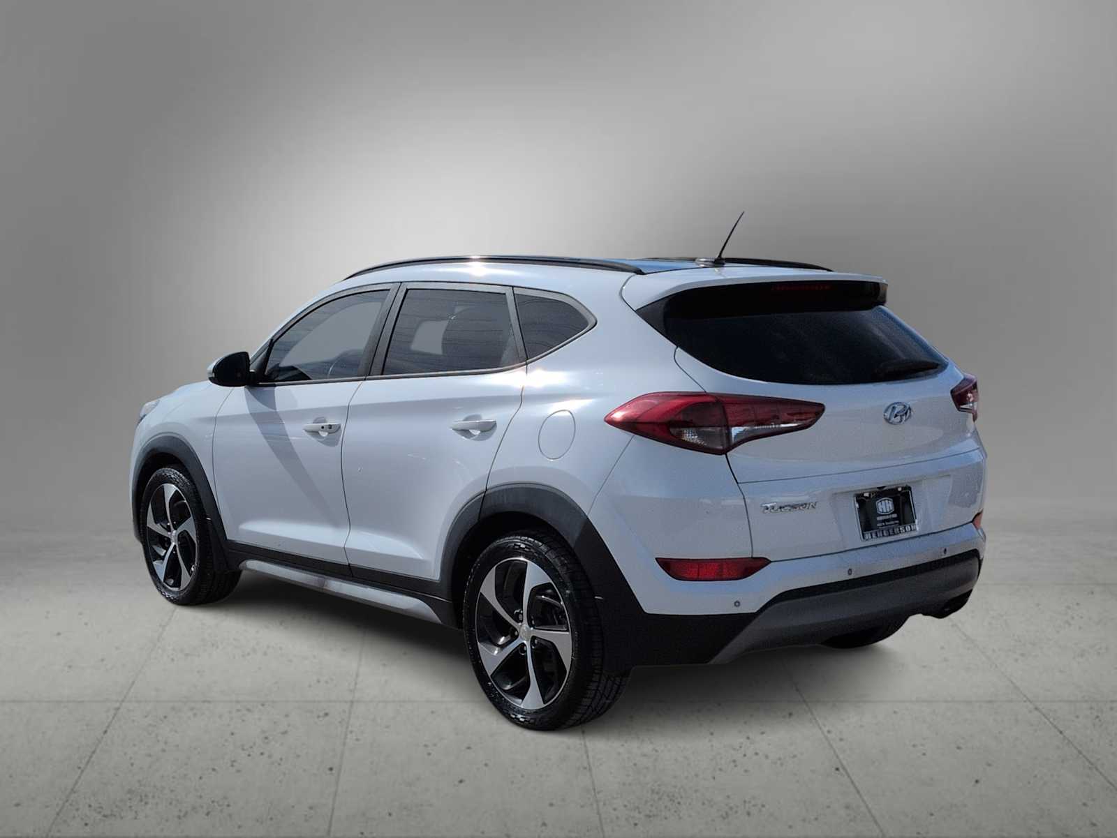 Thumbnail: 2017 Hyundai Tucson - 6