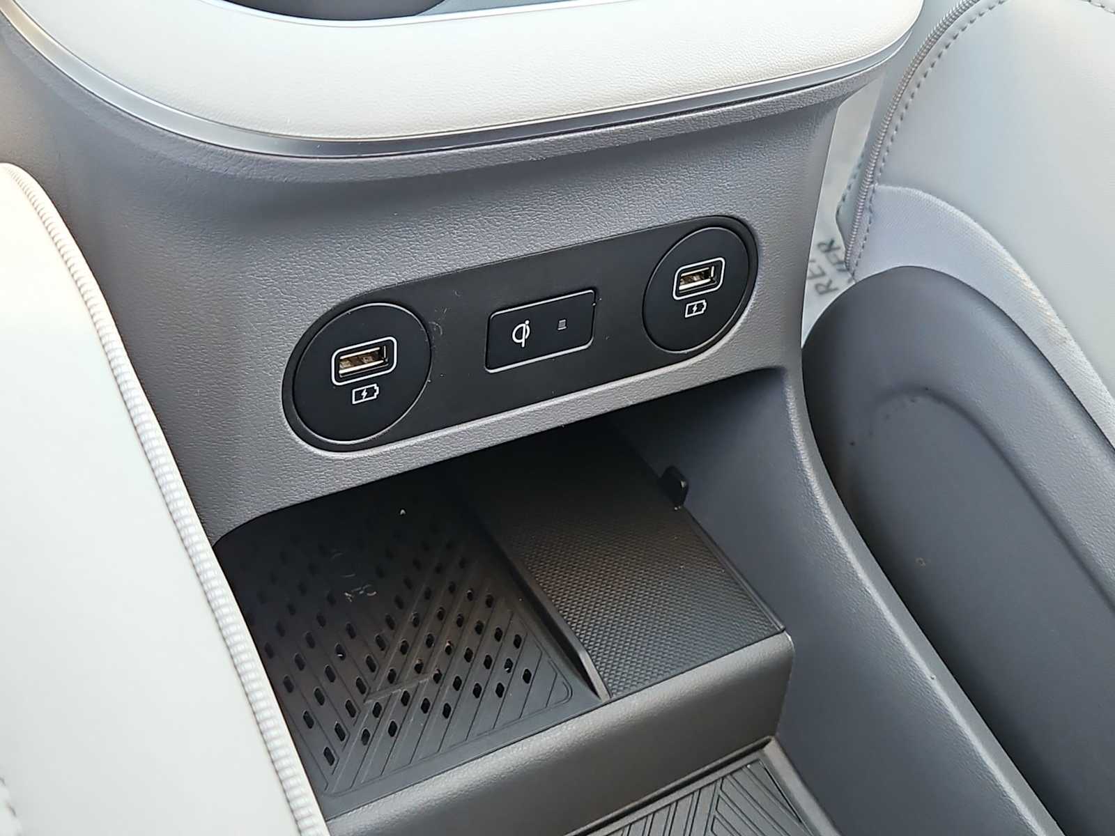 Thumbnail: 2024 Hyundai Ioniq 5 - 30