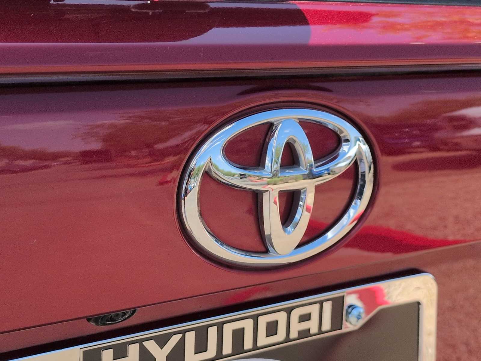 Thumbnail: 2022 Toyota RAV4 - 11