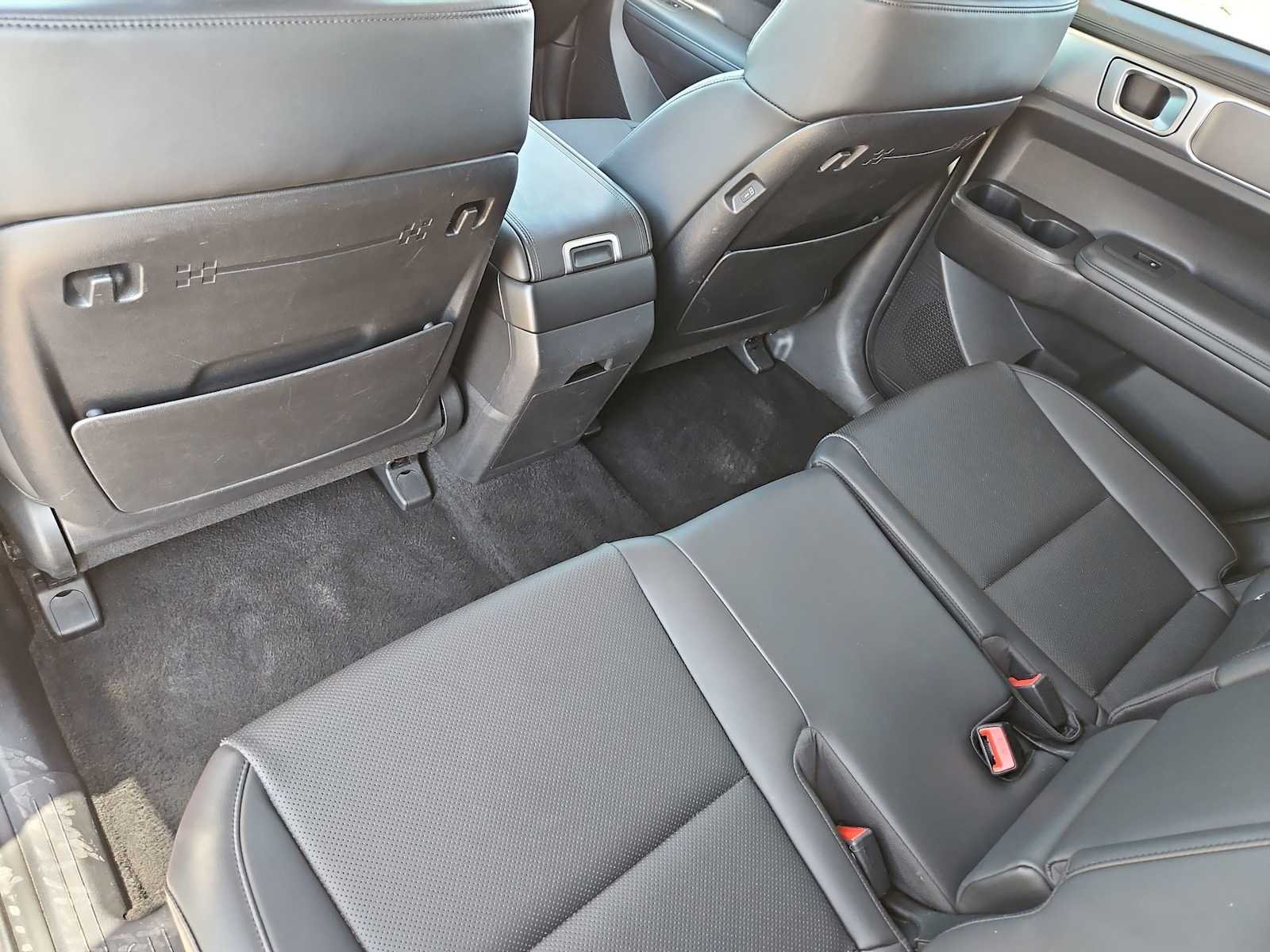 Thumbnail: 2025 Hyundai Santa Fe - 18