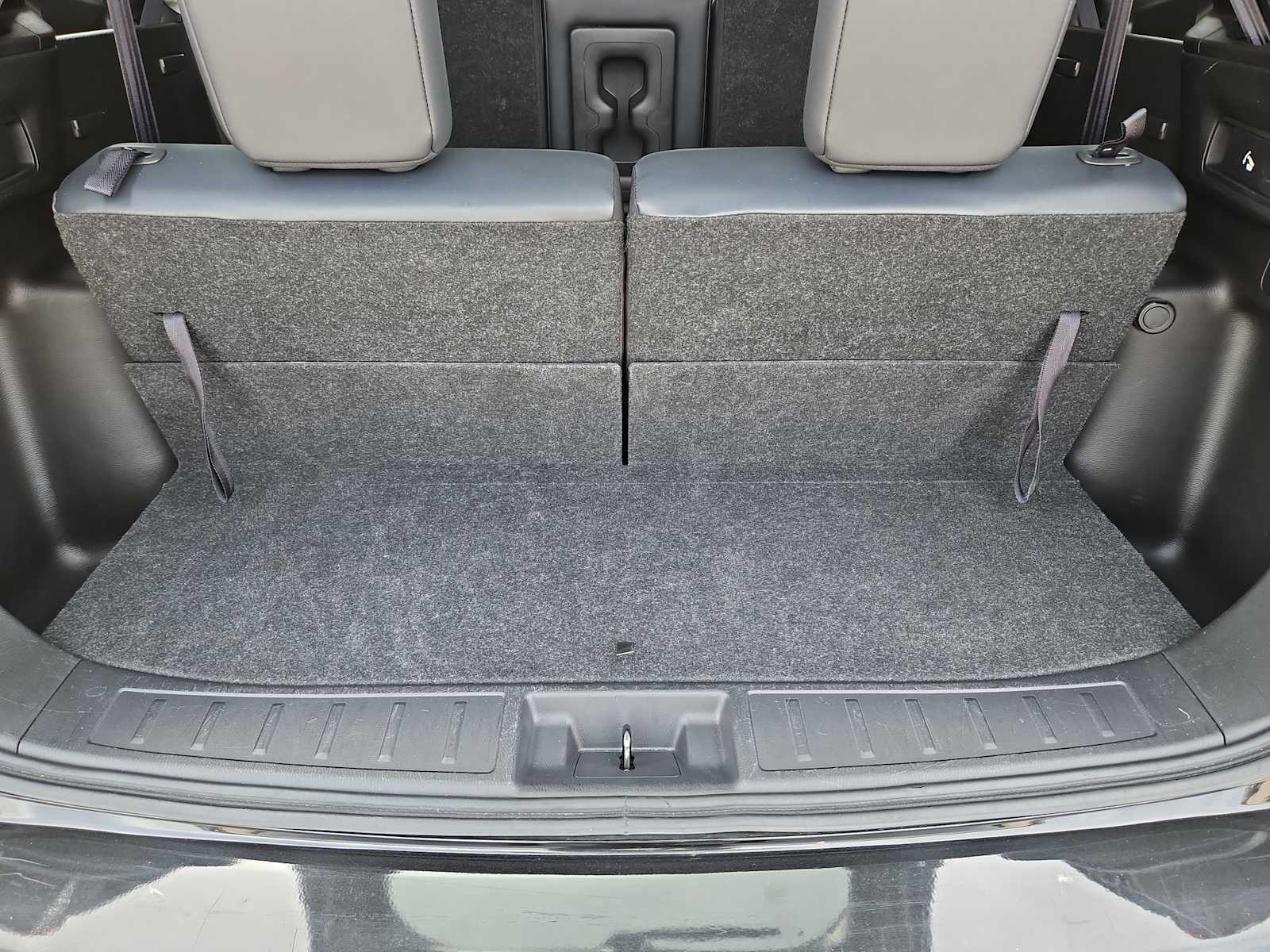 Thumbnail: 2024 Mitsubishi Outlander - 34