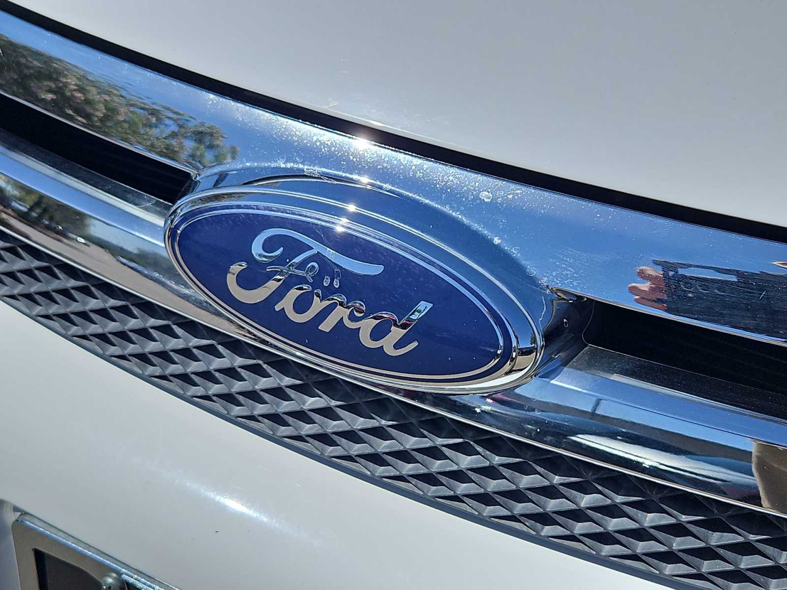 2008 Ford Focus  11