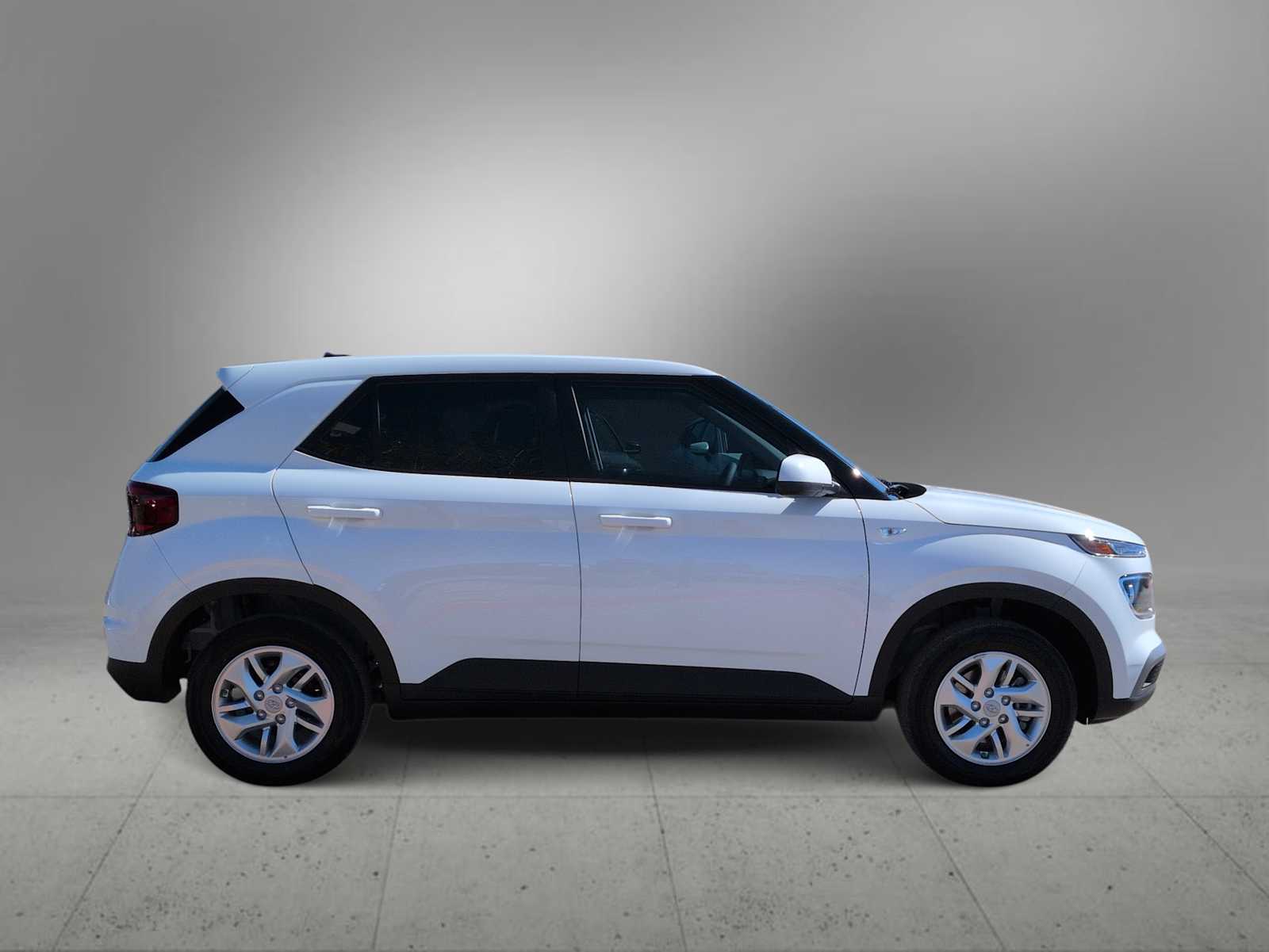 Thumbnail: 2026 Hyundai Venue - 9