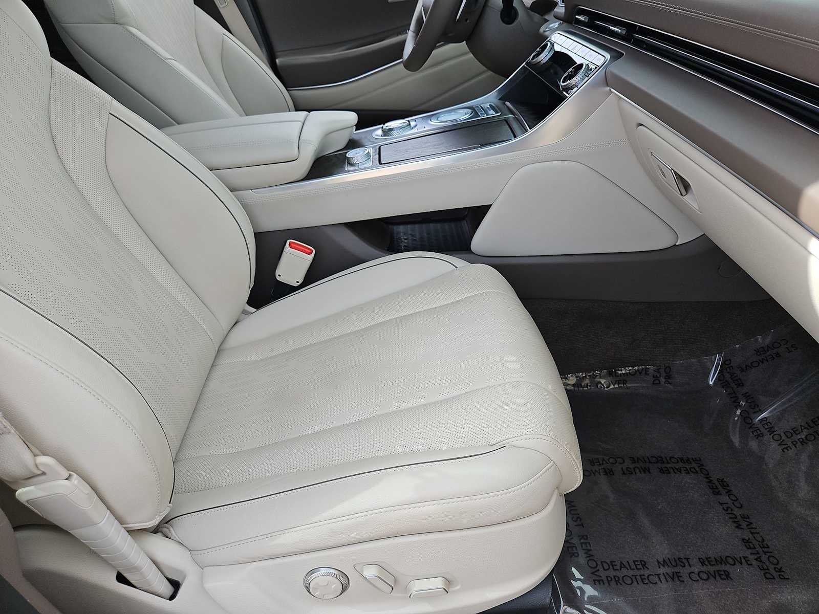 Thumbnail: 2022 Genesis GV80 - 22