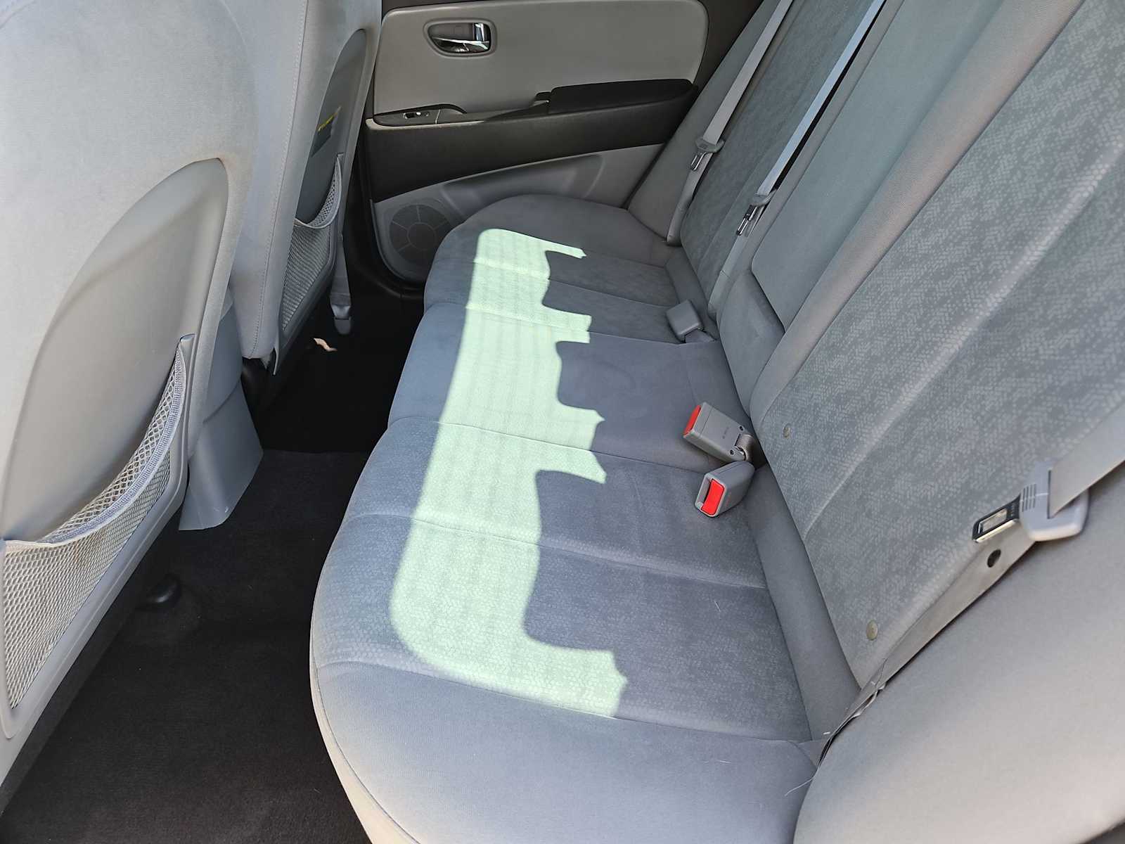 Thumbnail: 2010 Hyundai Elantra - 18