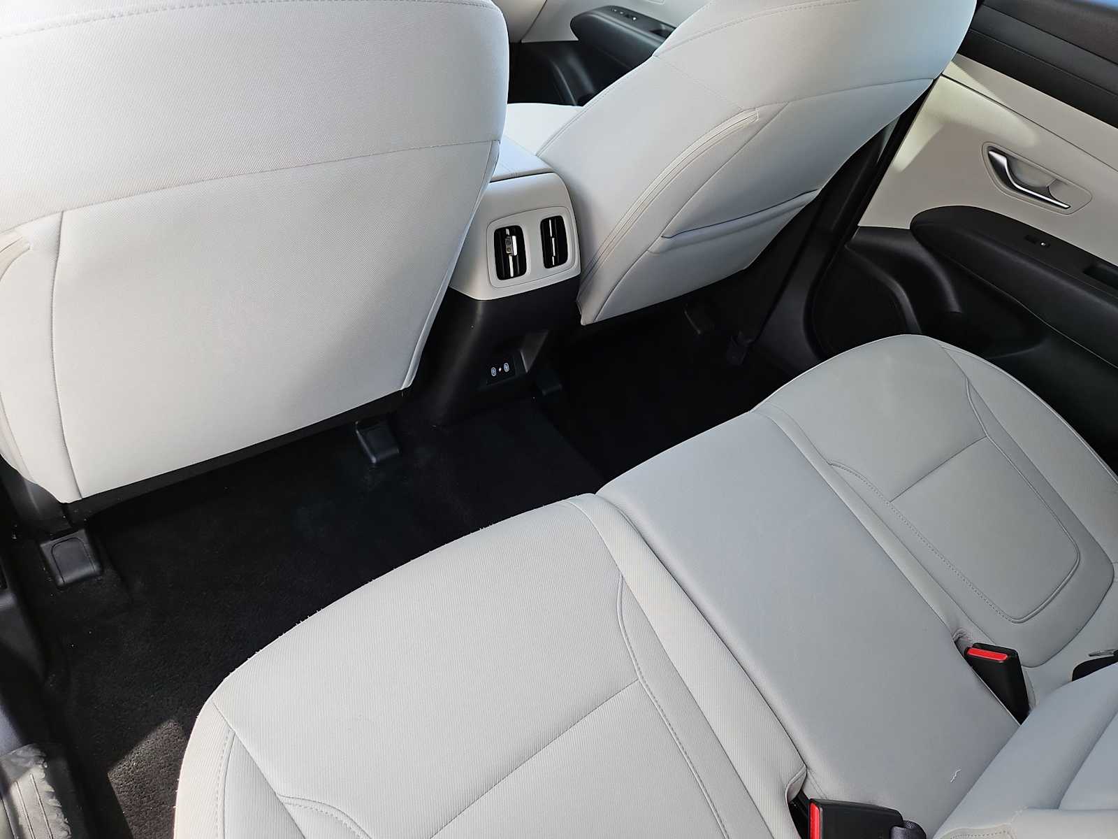 Thumbnail: 2025 Hyundai Tucson - 19