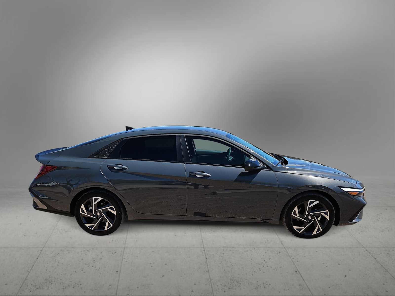 Thumbnail: 2025 Hyundai Elantra - 9