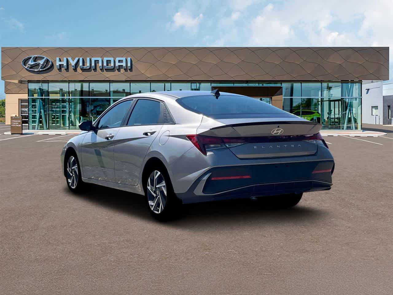 Thumbnail: 2025 Hyundai Elantra - 5