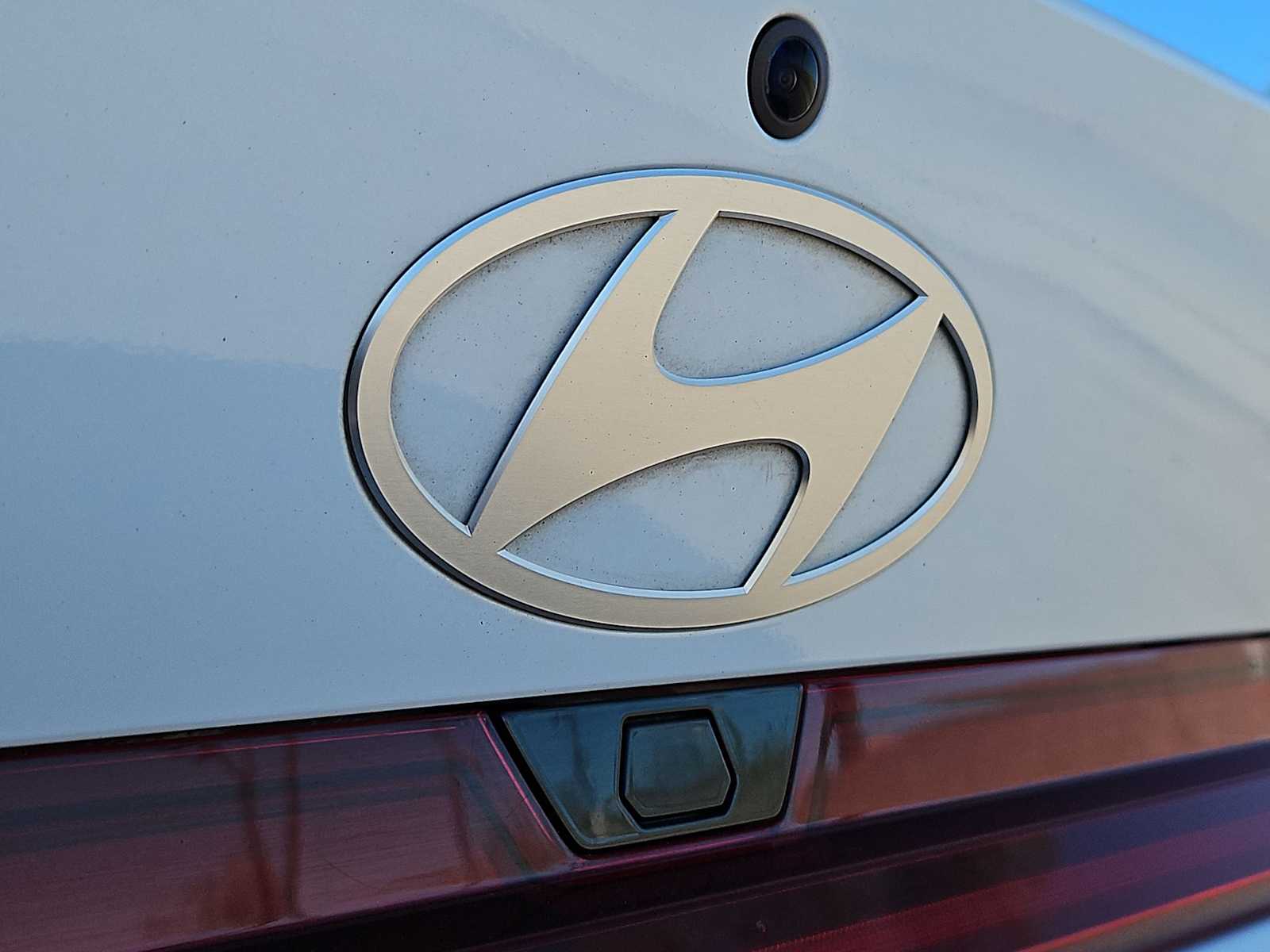Thumbnail: 2024 Hyundai Elantra - 11