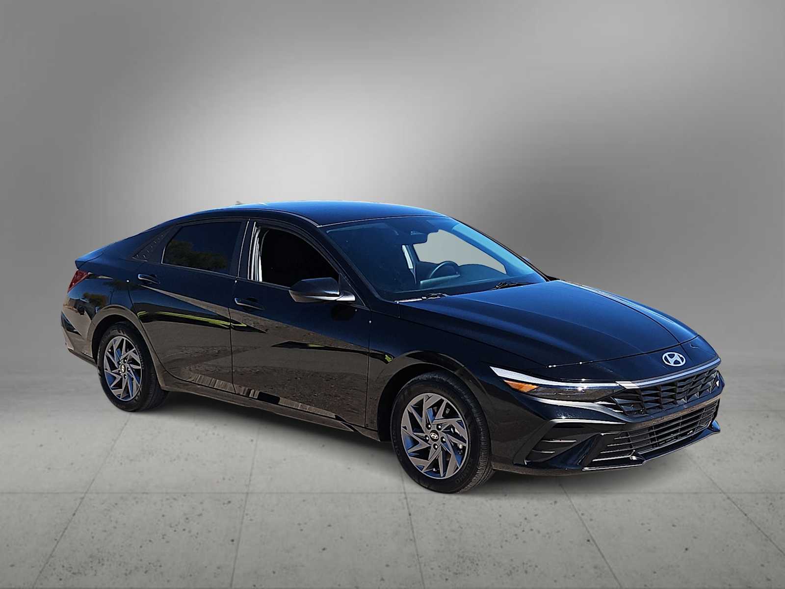 Thumbnail: 2024 Hyundai Elantra - 2