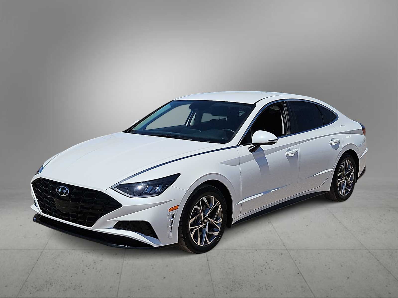 Thumbnail: 2022 Hyundai Sonata - 4