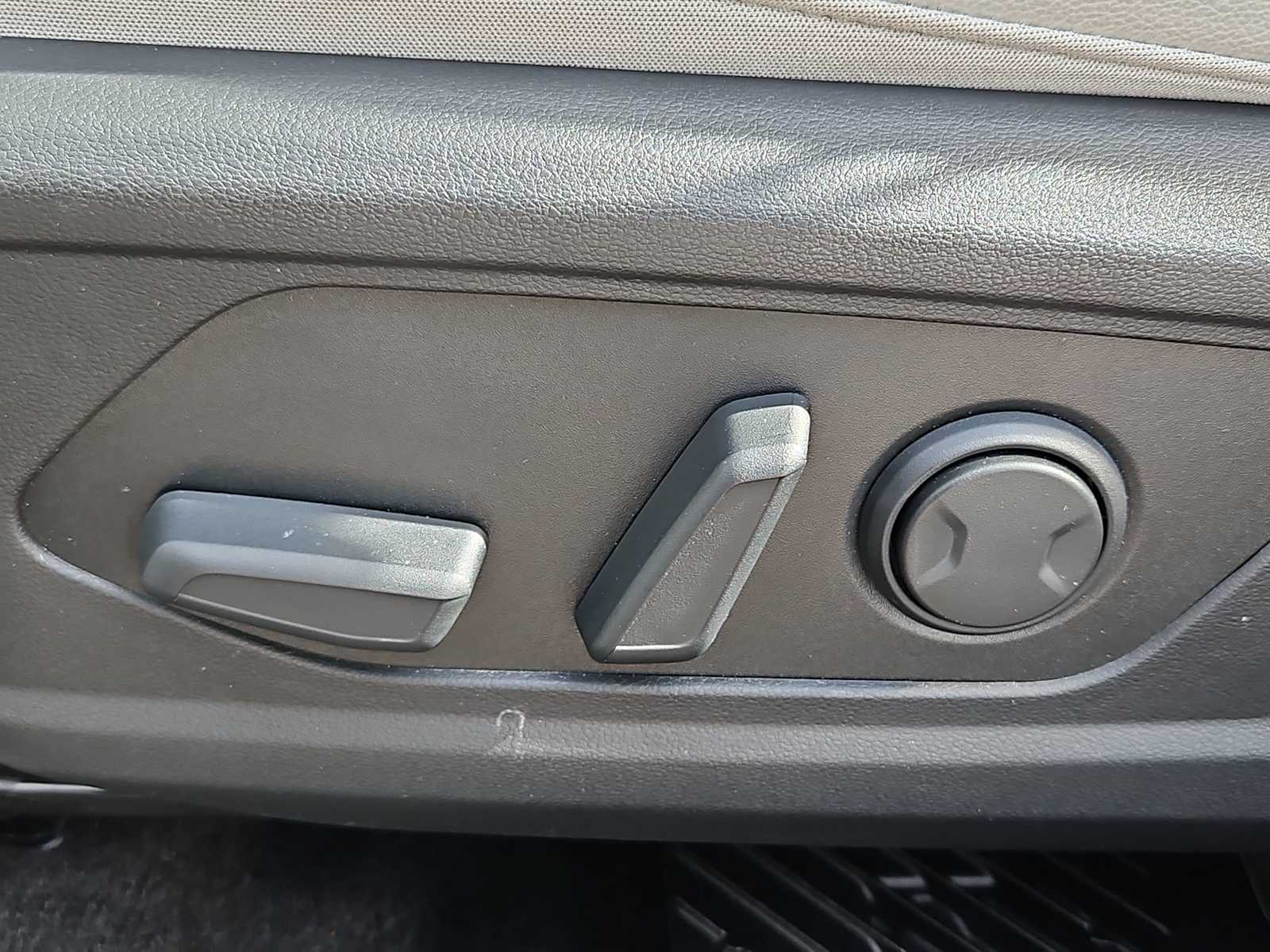 Thumbnail: 2022 Hyundai Tucson - 17